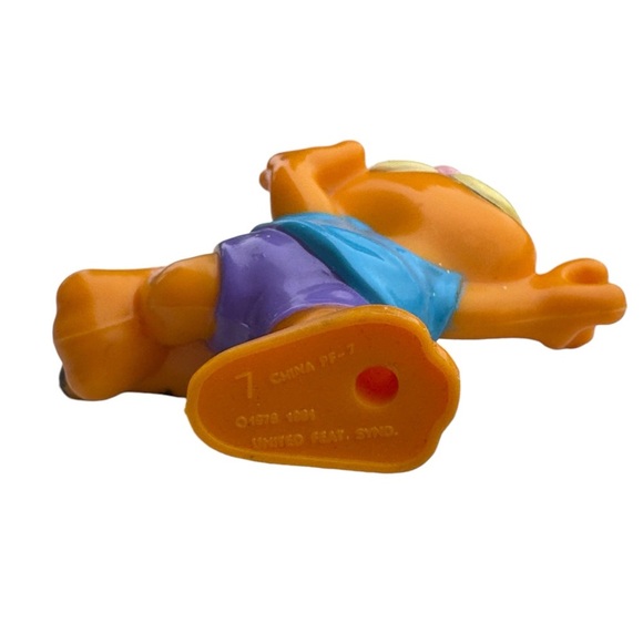 VTG 70-80’s Garfield PVC Collectible Figurines Lot 2" - Picture 8 of 14